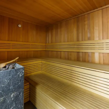 Apartmán Kolo Brzegu 55 *